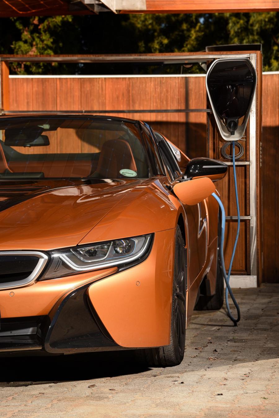 Детали экстерьера BMW i8 Roadster (I15) 2018 года  (ZA) (фото 34 из 44)